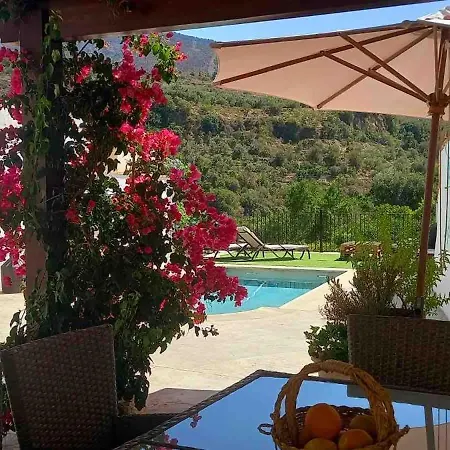 Casa Con Vistas A Sierra Nevada Holiday home *